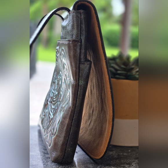 Patricia Nash Turquoise Leather Crossbody Bag - Picture 5 of 11